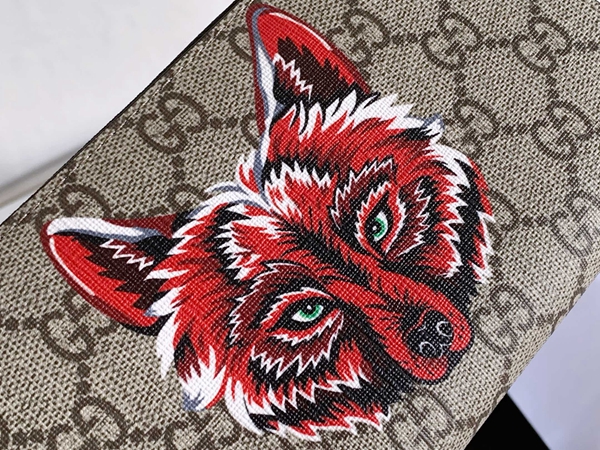 グッチ財布コピー側面デザイン